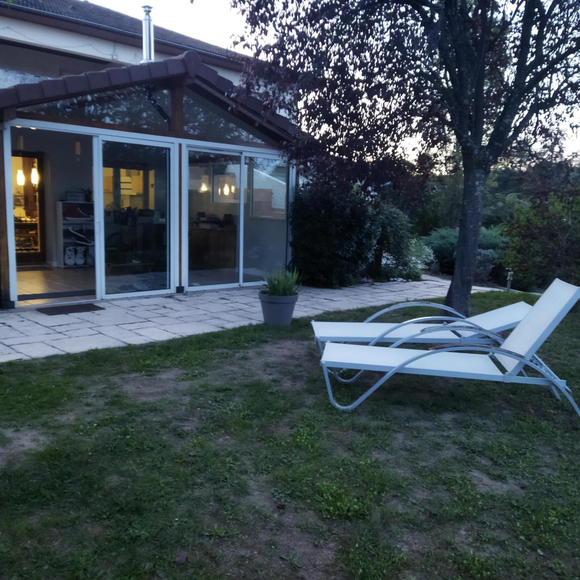 Chambre Dans Un Ecrin De Verdure Dommartin  Exterior photo